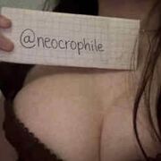 neocrophile