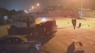 Motorcyclist was apparently beheaded by the tow strap
