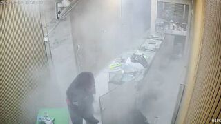 Two brothers gunned down in their jewelry store in Syria