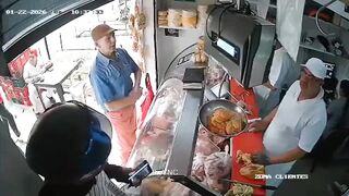 Sicario Caught After Killing A Butcher In Colombia (CCTV and Aftermath)