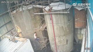 Worker Screams In Pain After Taking An Acid Bath