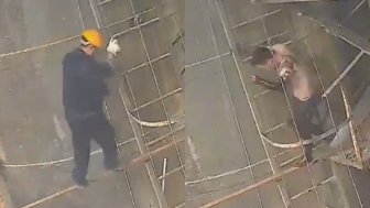 Worker Screams In Pain After Taking An Acid Bath