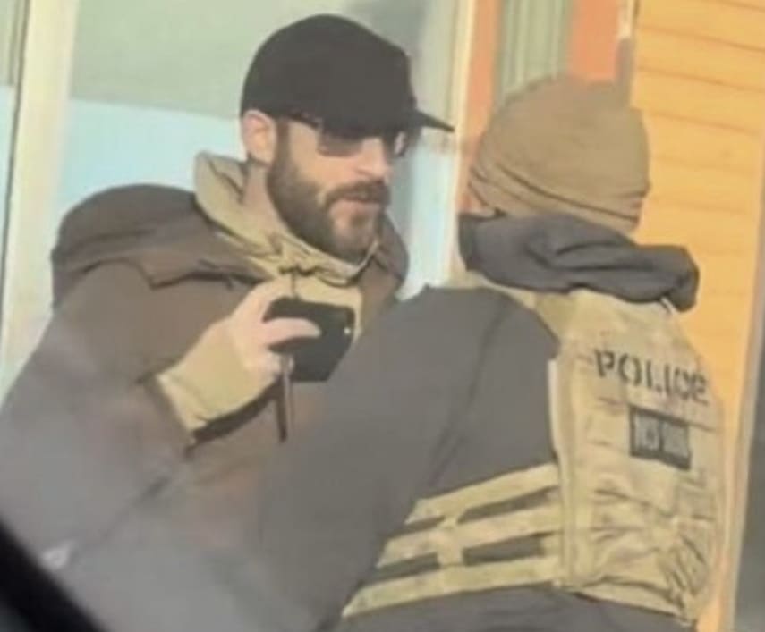 Minneapolis Man Shot & Killed By ICE Agents