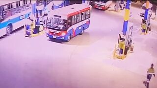 Sicarios Film Themselves Executing Bus Driver In Peru
