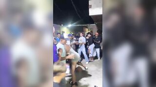 Two Venezuelan Trannies Get Into A Violent Street Fight, Arrested
