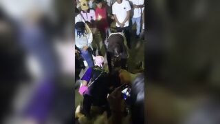 Two Venezuelan Trannies Get Into A Violent Street Fight, Arrested