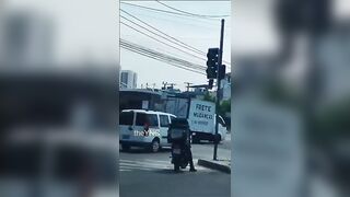 Dude Stealing A Copper Cable Gets Electrocuted