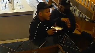 Riobamba Cell Phone Store Robbery Goes Wrong