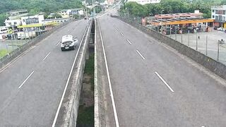 Man Killed While Repairing Car on Viaduct
