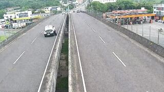 Man Killed While Repairing Car on Viaduct