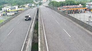 Man Killed While Repairing Car on Viaduct
