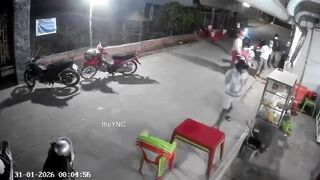 Man Dies After Getting Throat Slit During Street Fight