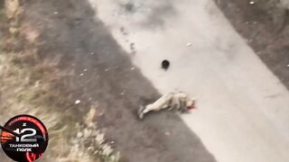Ukrainian soldier blows his brainz out.