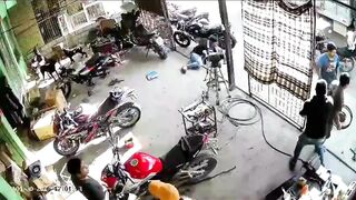 Sicario Shoots Man Several Times Leaving Him Wounded
