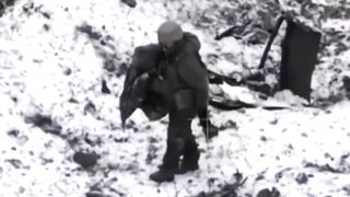 Ukrainian sniper eliminates russian soldier with a shot to the face