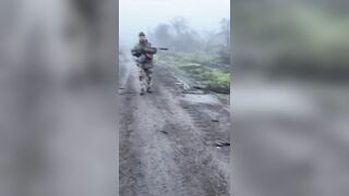 Mocking a dead Ukrainian,