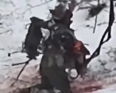 The last moments of a Russian on the battlefield