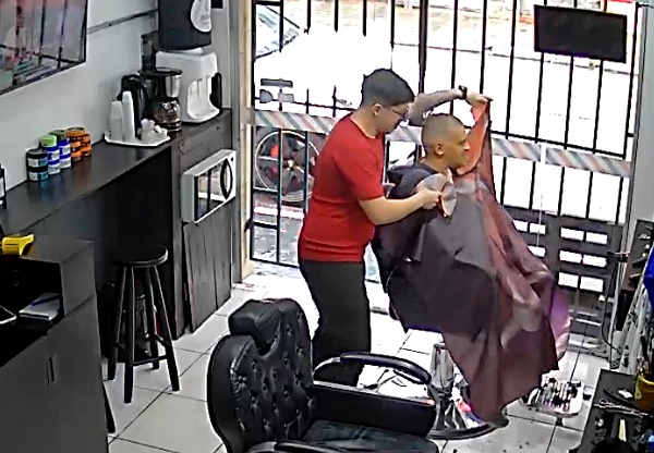 Off-Duty Police Officer Getting a Haircut Reacts to Porsche Robbery & Kills a Crimina