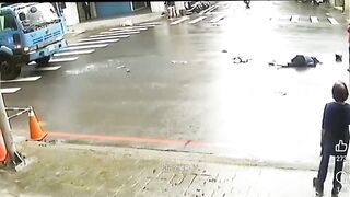 Yo momma scooter fail