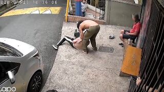 Sicko Attempts To Strangle A Random Man For No Reason