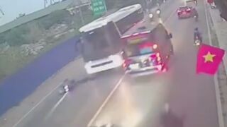 Moped Rider Falls Under The Bus, Dies Instantly