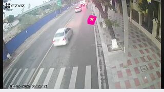 Moped Rider Falls Under The Bus, Dies Instantly