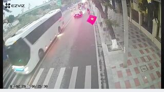 Moped Rider Falls Under The Bus, Dies Instantly