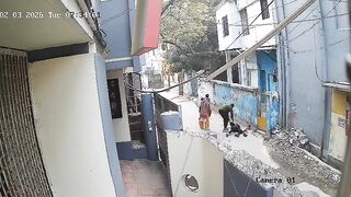 Driver Beaten With Hammer & Robbed Of His Rickshaw