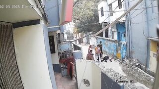 Driver Beaten With Hammer & Robbed Of His Rickshaw