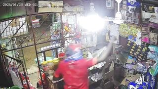 Gang Armed With Machete Hack Owner, Rob A Local Store In Kenya