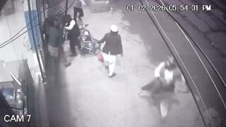 Pharmacy Robber Shot, Killed by Good Samaritan In Pakistan