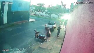 Man Beats And Shoots Pregnant Woman Outside A Bar In Itumbiara