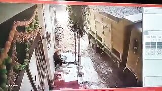 OG Gets Burried Alive By Gravel Truck