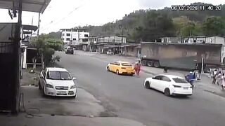 Truck Plows Into Group Of People Killing One In Ecuador