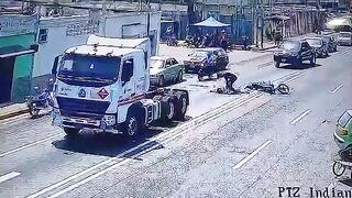 Venezuelan Man Witnesses Death Of GF In Traffic Accident