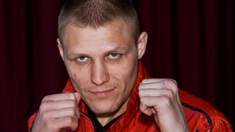 Drunk Boxer Brutally Attacks Disabled Guy Inside The Elevator In Russia