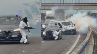 Gunmen blow up an Armored Van in Southern Italy