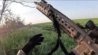 Pro-UA Chechen volunteer fighter shooting at, and killing Russian biker