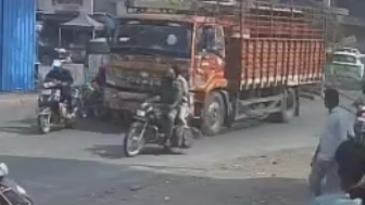 Out Of Control Truck Hits Gruop Of Motorcyclists Killing One