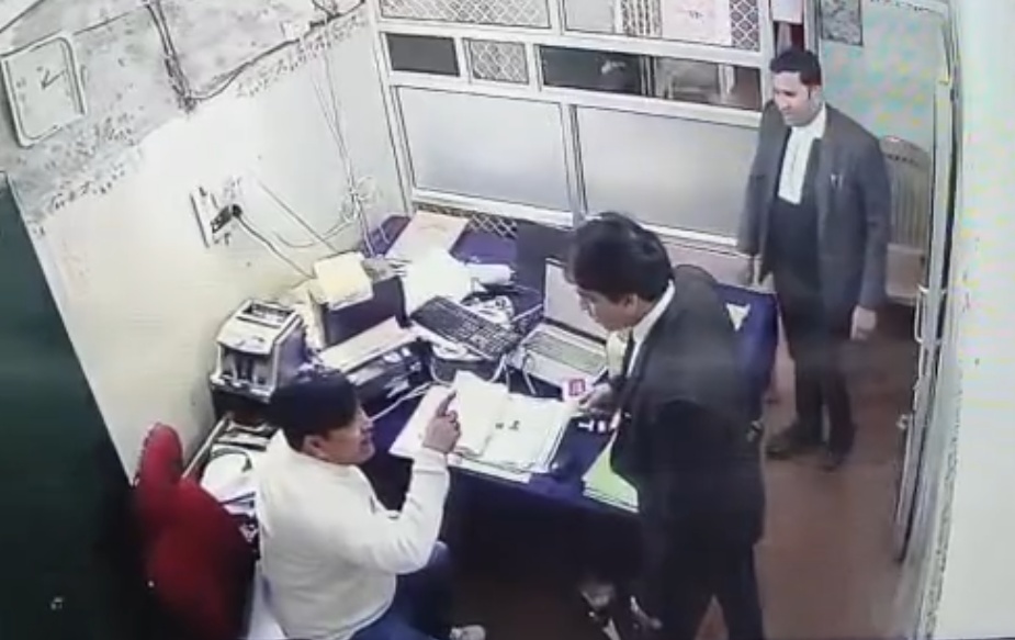 Lawyer Shot Dead In Rampur Panchayat Office Dispute