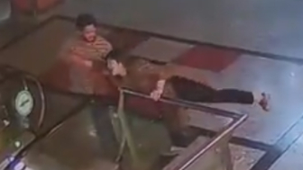 Dude Tries To Get Rid Of His Drunk GF In India