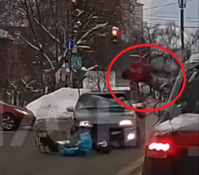 Delivery man does triple somersault after being hit by car