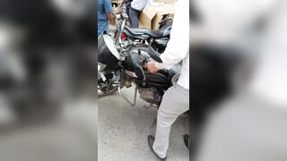 20-Year-Old Woman Jumps From 4th Floor In Vishwas Nagar Hotel (New Footage)