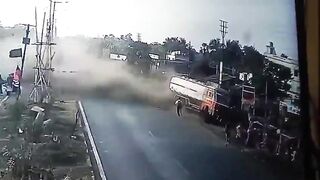 Drunk Driver Of The Tanker Truck Kills Two In India