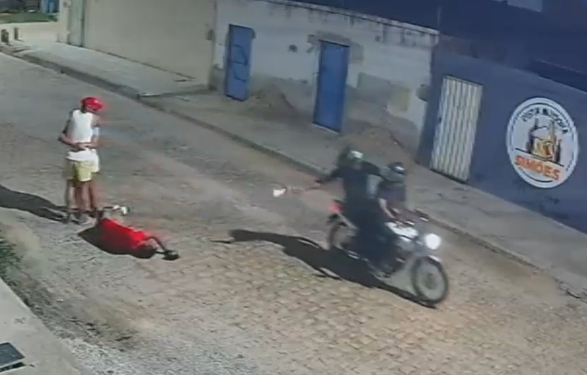 Brazilian Man Gets Shot Dead In Front of Hugging Couple