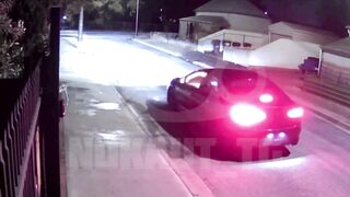In Panama, a man tried to set fire to his attacker's car