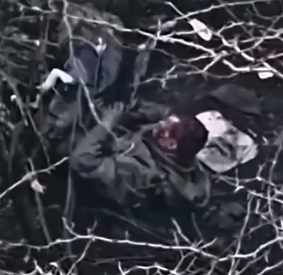An Orc lost both legs, so he solved it with a grenade (full)