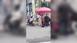 Man Gets Stabbed In Chest During A Street Fight In Colombia