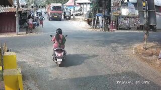 This Is Why You Should Always Slow Down at Intersections