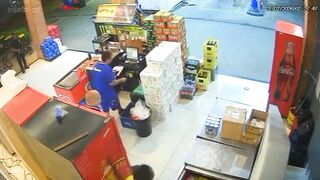 Sicario Gang Members End Gas Station Attendant Point Blank